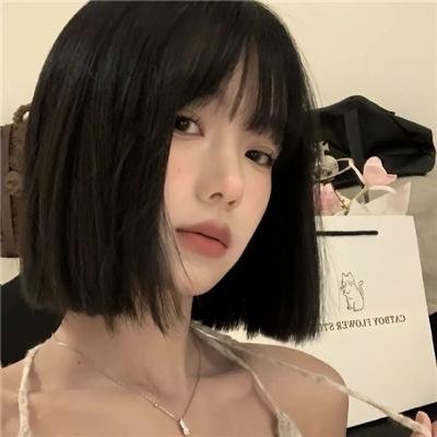 白莲花度假村第一季
